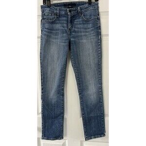Levi's Ladies size 8 S/C Light Wash Denim Mid Rise Skinny Jeans